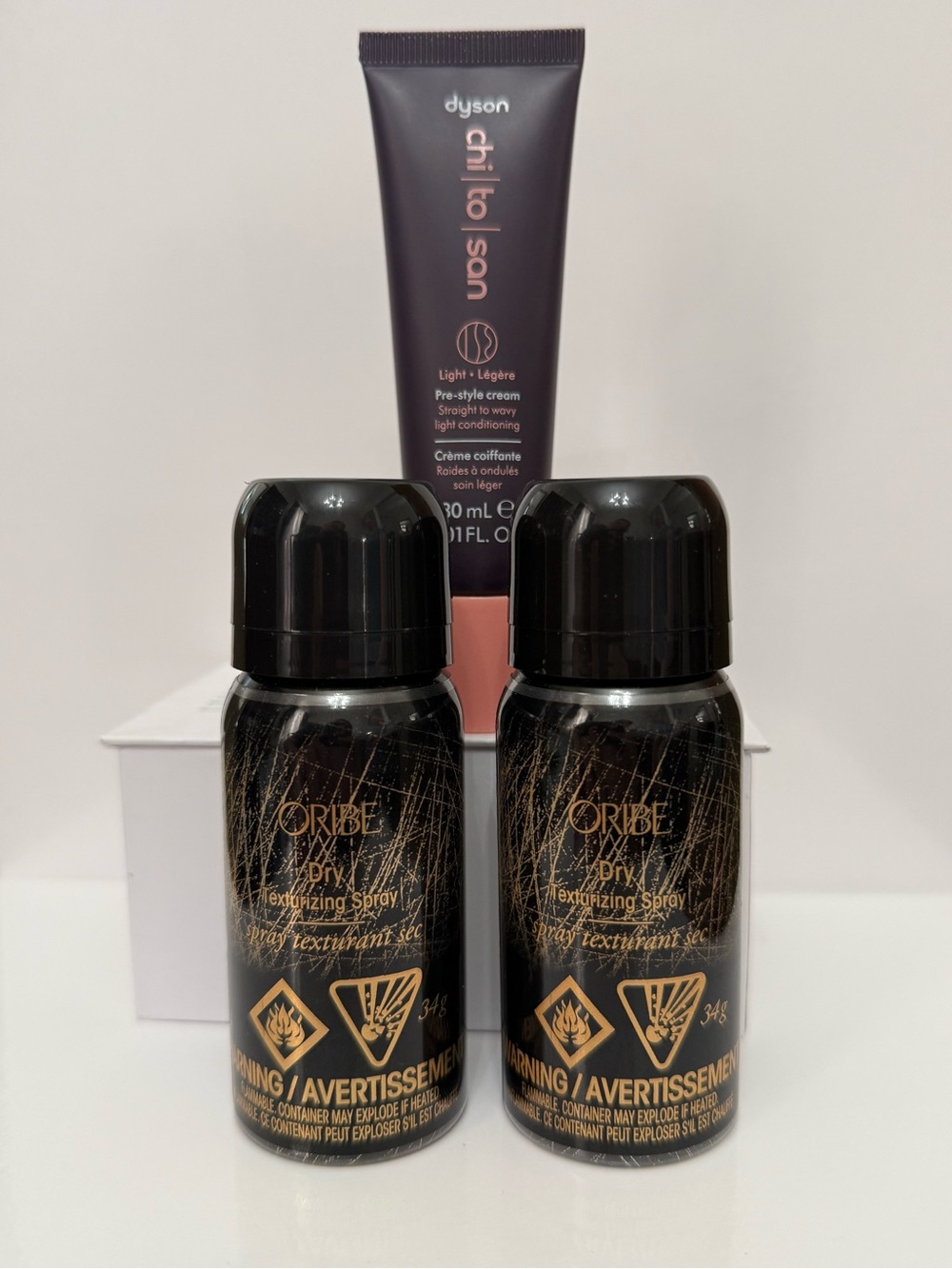 Oribe Dry Texturizing Spray Duo with Dyson chi I to I san Pre-Style Cream